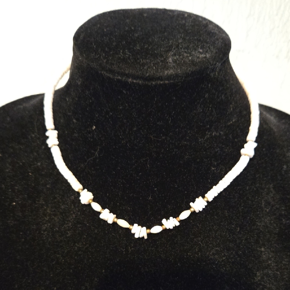 Vintage Puka Shell Necklace 16"